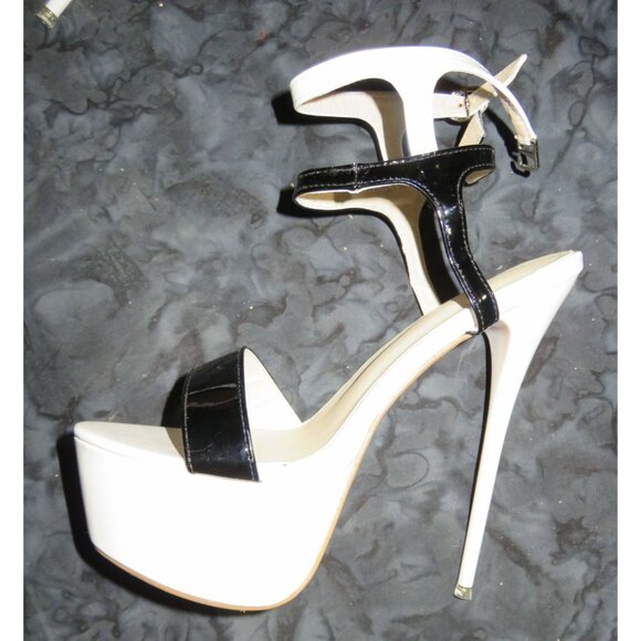 LEBE Ultra high White & Black vegan patent leather strappy stilettos 38 or US 8 - Picture 6 of 12